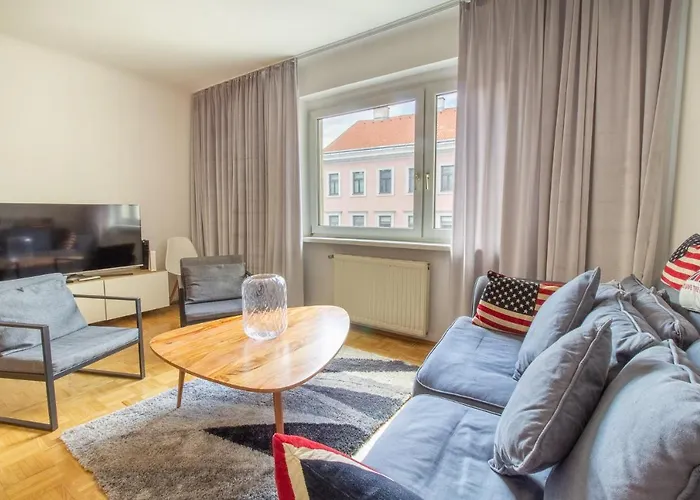 Naschmarkt Premium Apartment in Your Vienna